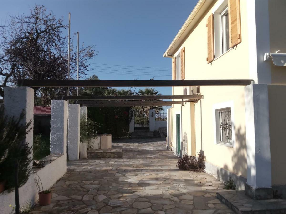 Traditional Village House Méson Yerakaríon Exterior foto
